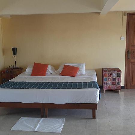 Dino 2 Apartman Trou aux Biches Kültér fotó
