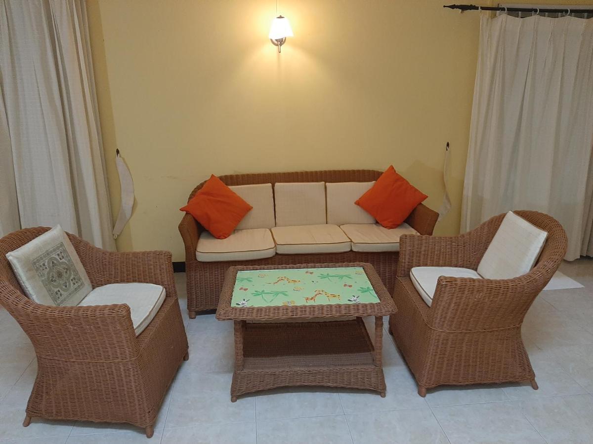 Dino 2 Apartman Trou aux Biches Kültér fotó